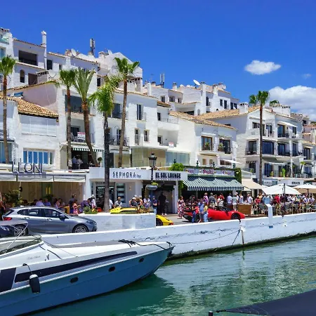 公寓 Puerto Banus First Line By Interhome *